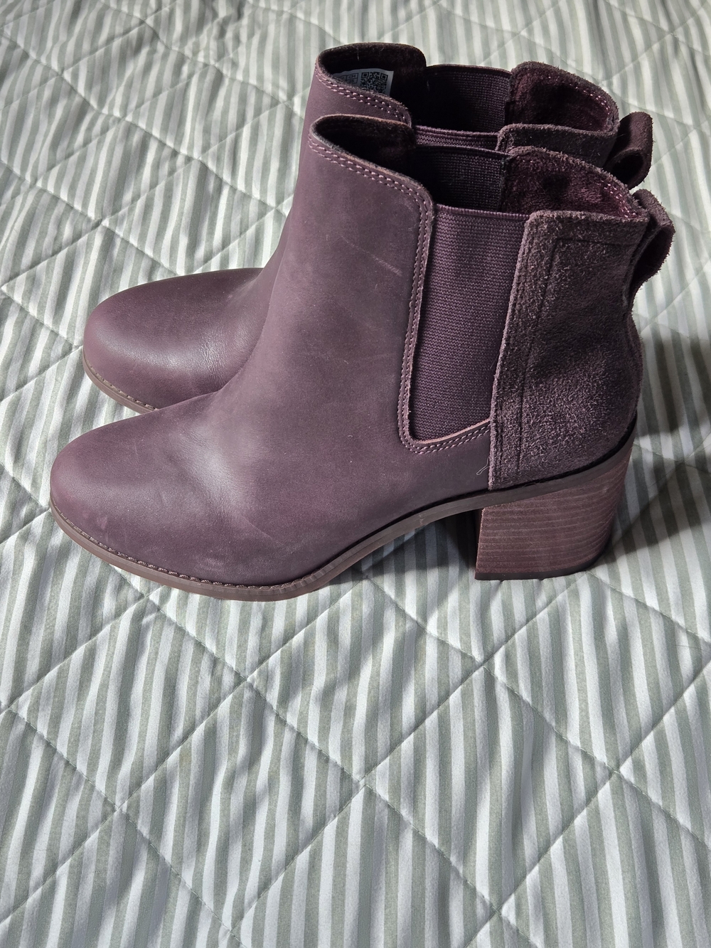 Women's Plum Purple Chelsea Block Heel Boots